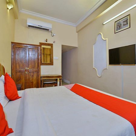 Oyo 9900 Hotel Pioneer Plaza 焦特布尔 外观 照片