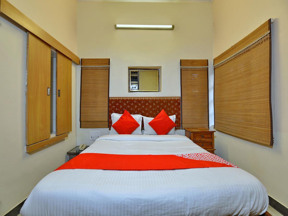 Oyo 9900 Hotel Pioneer Plaza 焦特布尔 外观 照片