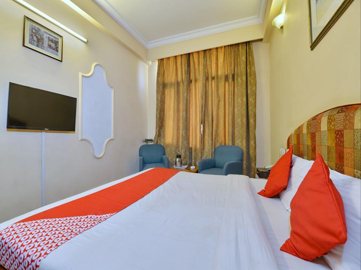 Oyo 9900 Hotel Pioneer Plaza 焦特布尔 外观 照片