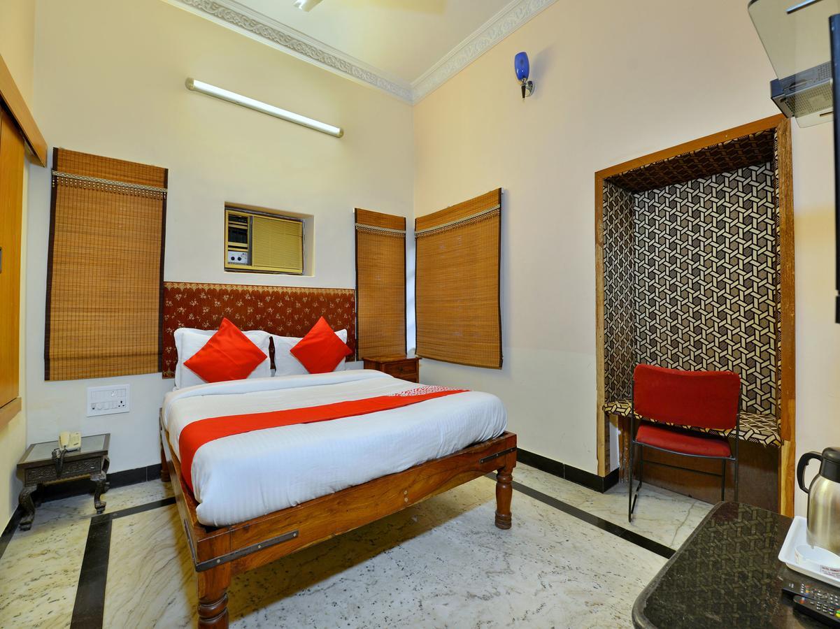 Oyo 9900 Hotel Pioneer Plaza 焦特布尔 外观 照片