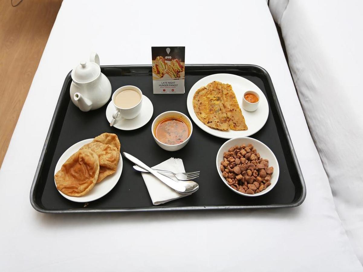 Oyo 9900 Hotel Pioneer Plaza 焦特布尔 外观 照片