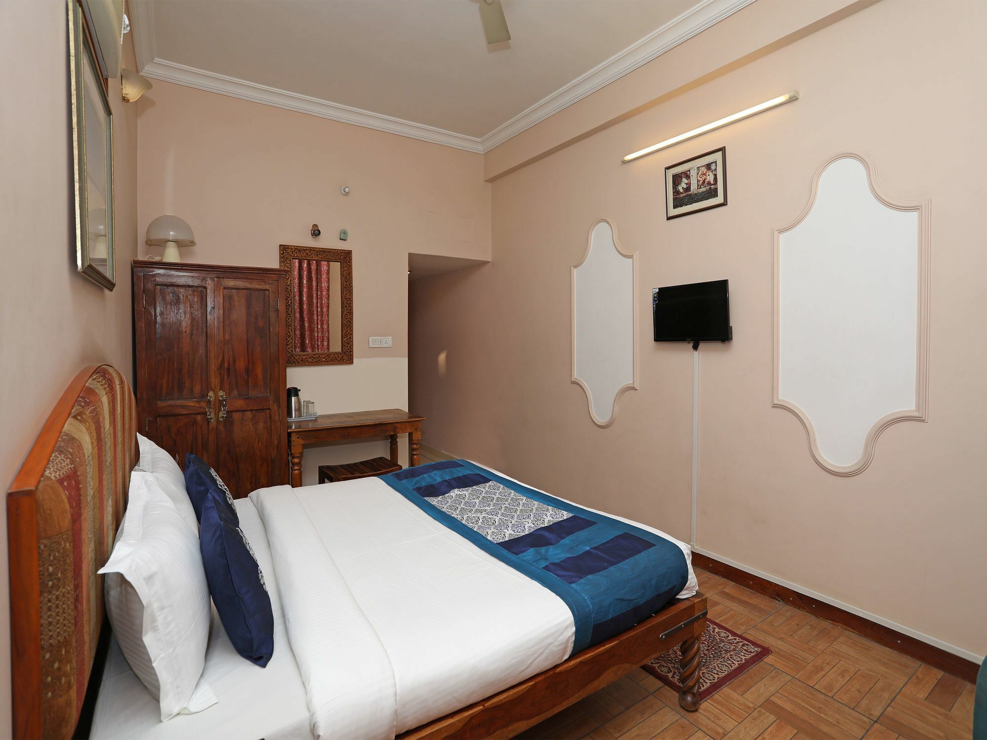 Oyo 9900 Hotel Pioneer Plaza 焦特布尔 外观 照片