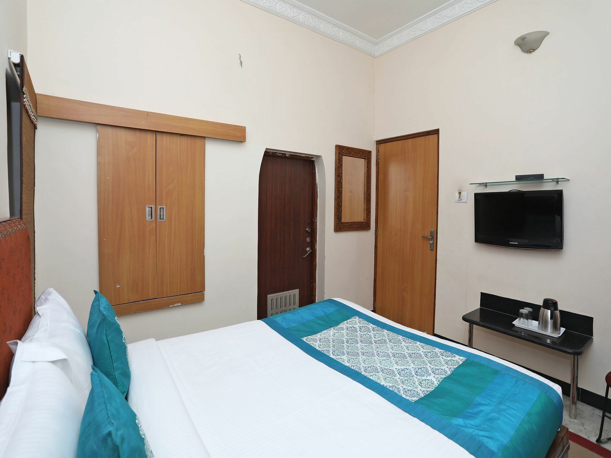 Oyo 9900 Hotel Pioneer Plaza 焦特布尔 外观 照片
